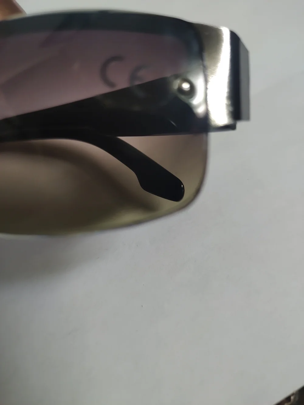 eye candy Black to Brown Gradient Rimless Sunglasses